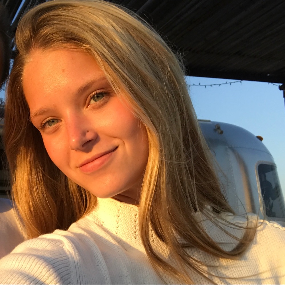 Meet your Posher, Julia